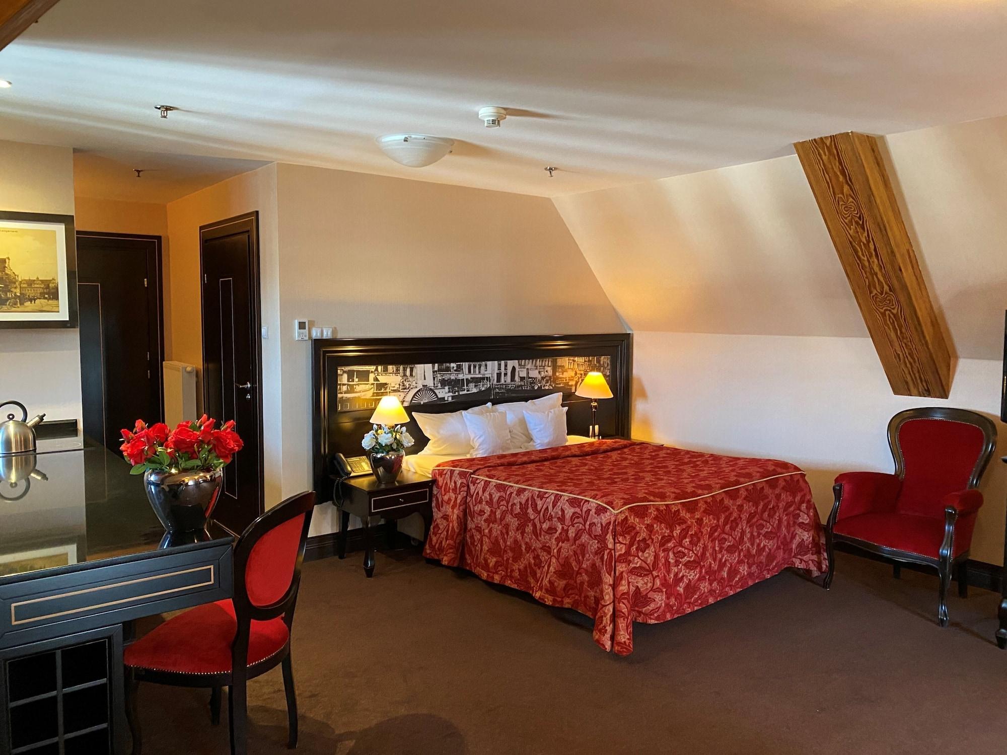Hotel Gdańsk Boutique Extérieur photo A room at the hotel