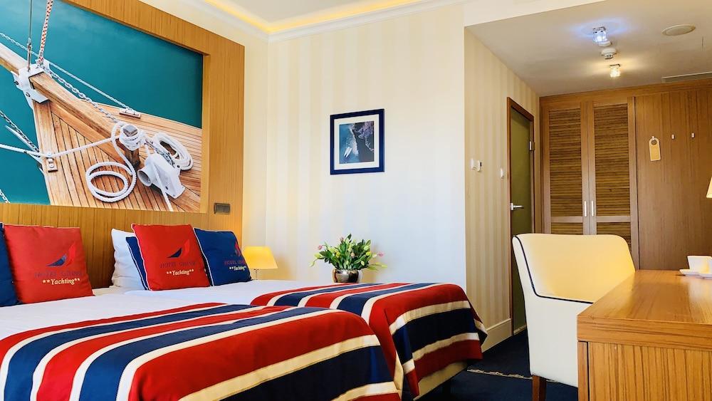 Hotel Gdańsk Boutique Extérieur photo A room at the hotel