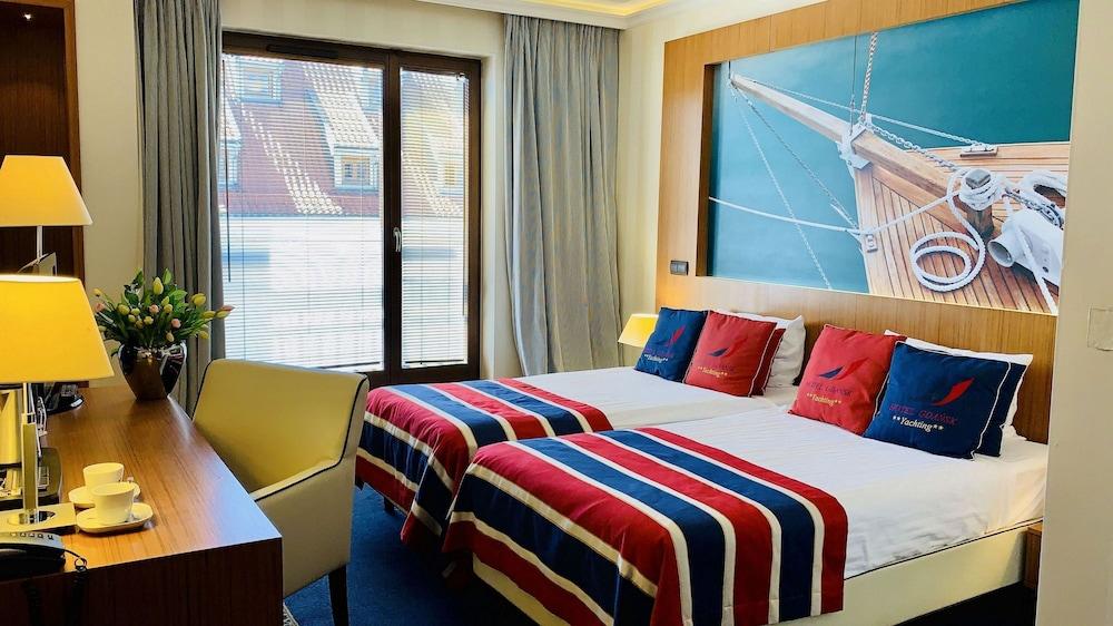 Hotel Gdańsk Boutique Extérieur photo A room at the hotel