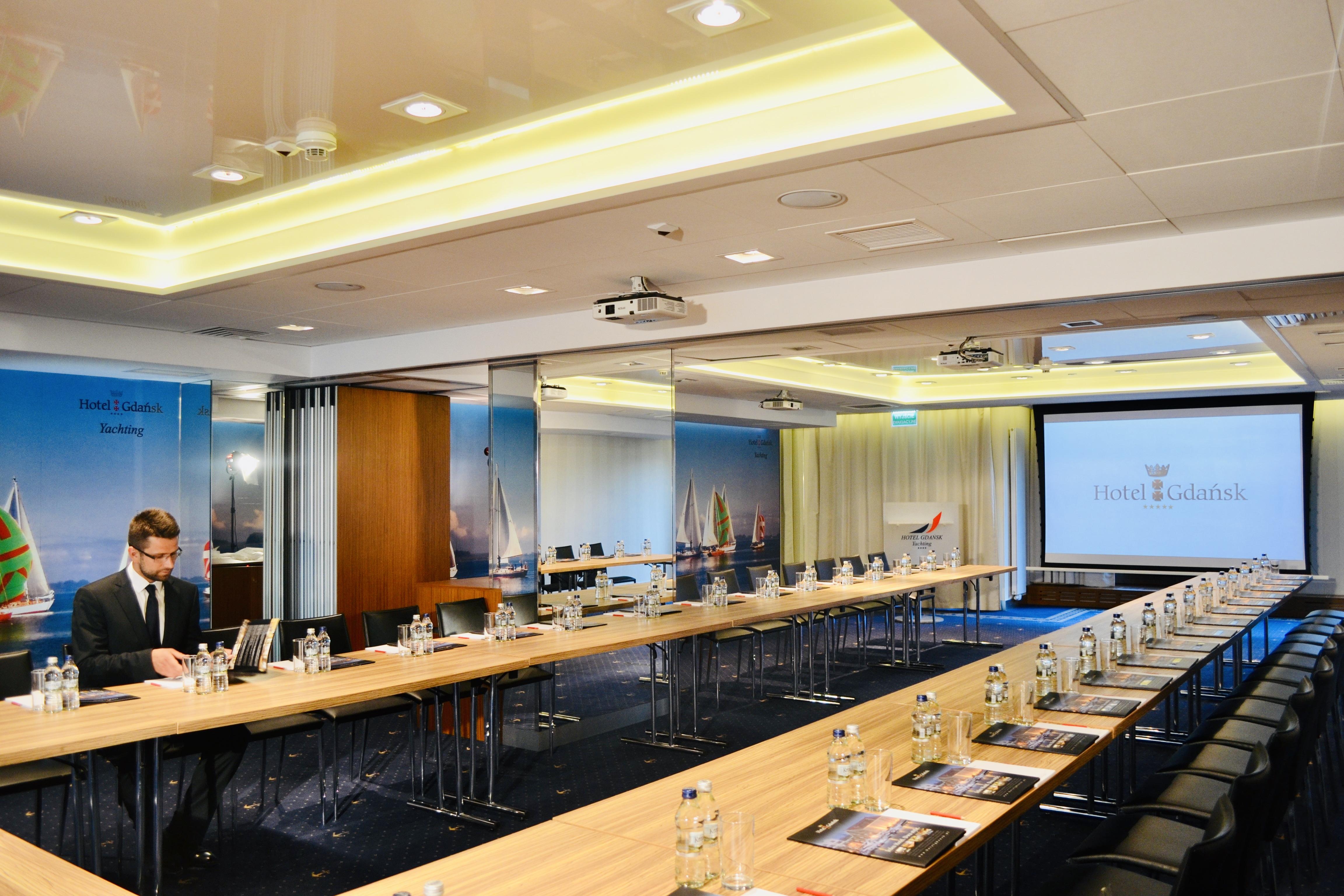 Hotel Gdańsk Boutique Extérieur photo The European Association for International Economic Affairs