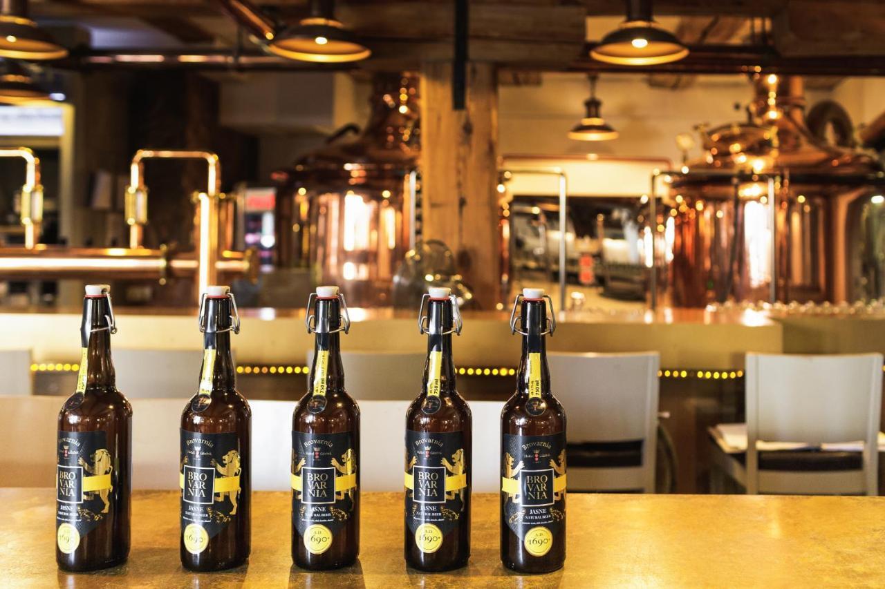 Hotel Gdańsk Boutique Extérieur photo Beer bottles at the brewery